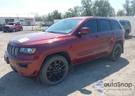 2017 Jeep Grand Cherokee Altitude 4X4 from USA, damaged, VIN 1C4RJFAGXHC744718